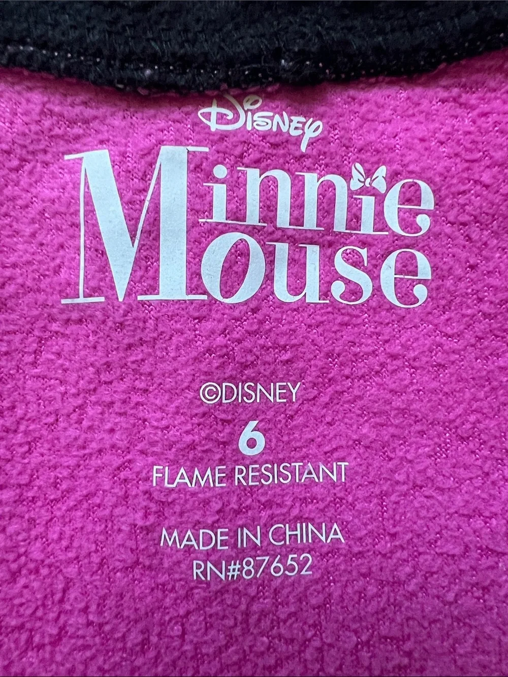 Disney girls minnie